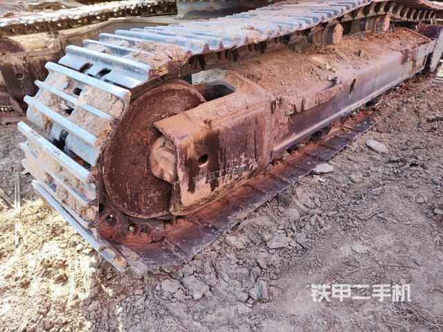 单侧履带整体（整机外观）