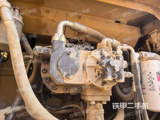 液压泵室（大件舱室）