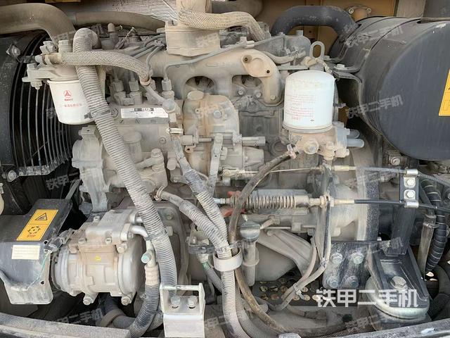 发动机整体俯视（整机外观）