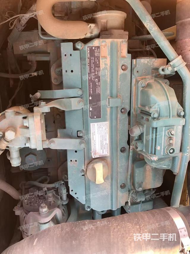 发动机整体俯视（整机外观）