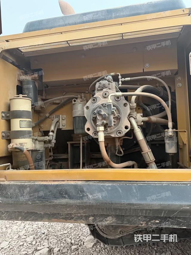 液壓泵室（大件艙室）