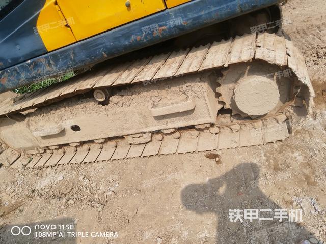 单侧履带整体（整机外观）