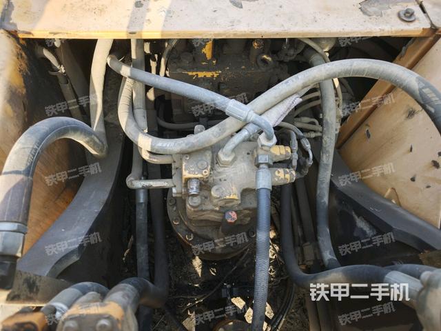 回轉(zhuǎn)馬達（上車部件）