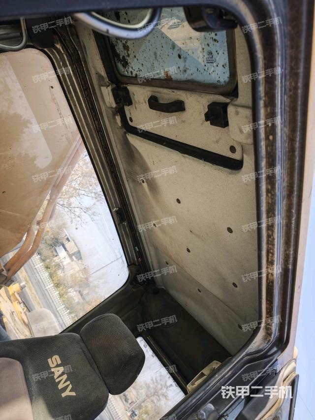 頂棚整體（駕駛室部分）