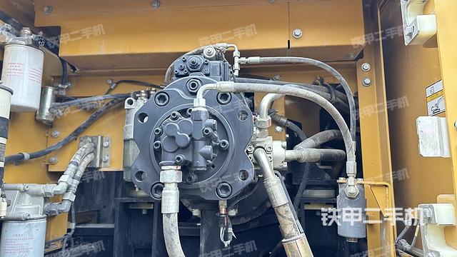 液压泵室（大件舱室）