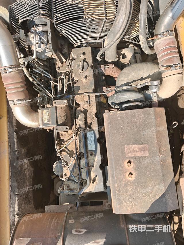 气门室盖螺丝特写（上车部件）