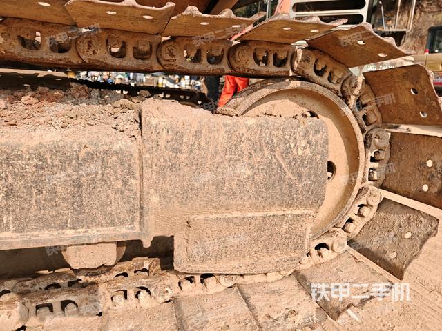 左側(cè)行走馬達(dá)蓋板（行走機(jī)構(gòu)）