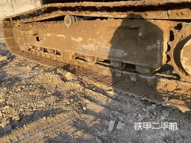 单侧履带整体（整机外观）