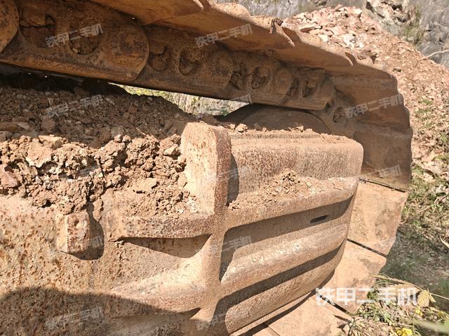 右侧行走马达盖板（行走机构）