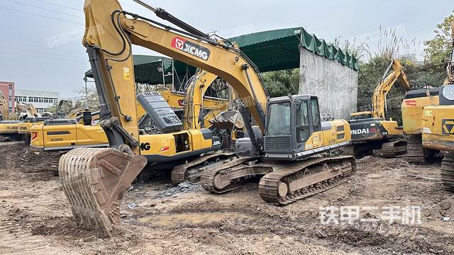 徐工XE270DK挖掘机