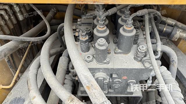 驾驶室顶部俯视（上车部件）