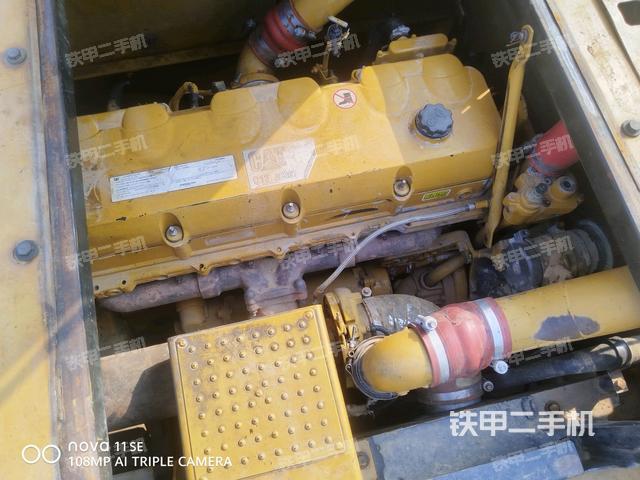 中央回转接头特写（上车部件）