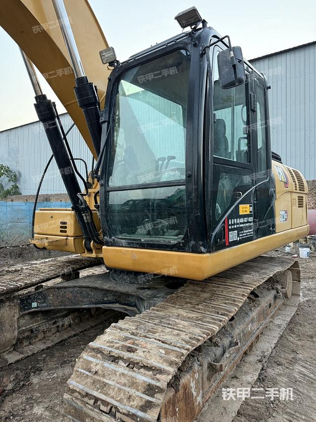 驾驶室整体（整机外观）