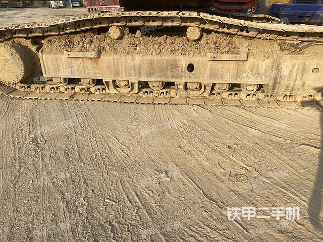 单侧履带整体（整机外观）