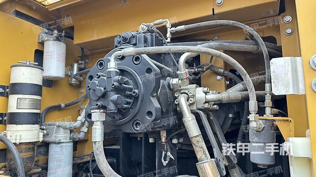 液压泵斜45 左（大件舱室）