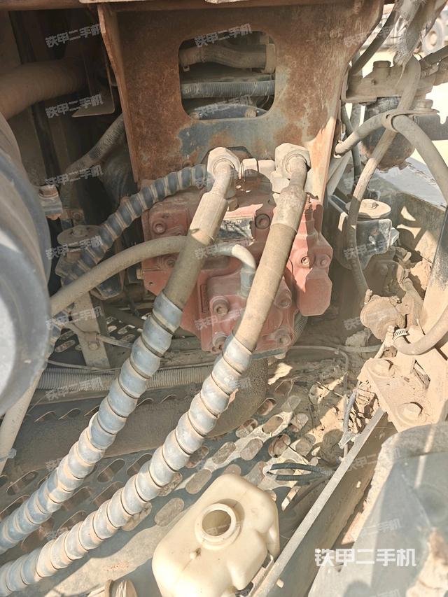 液压泵室（大件舱室）