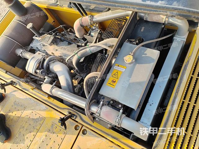 發(fā)動機整體俯視（整機外觀）