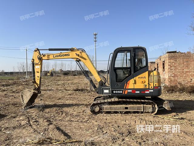 柳工CLG906D挖掘机