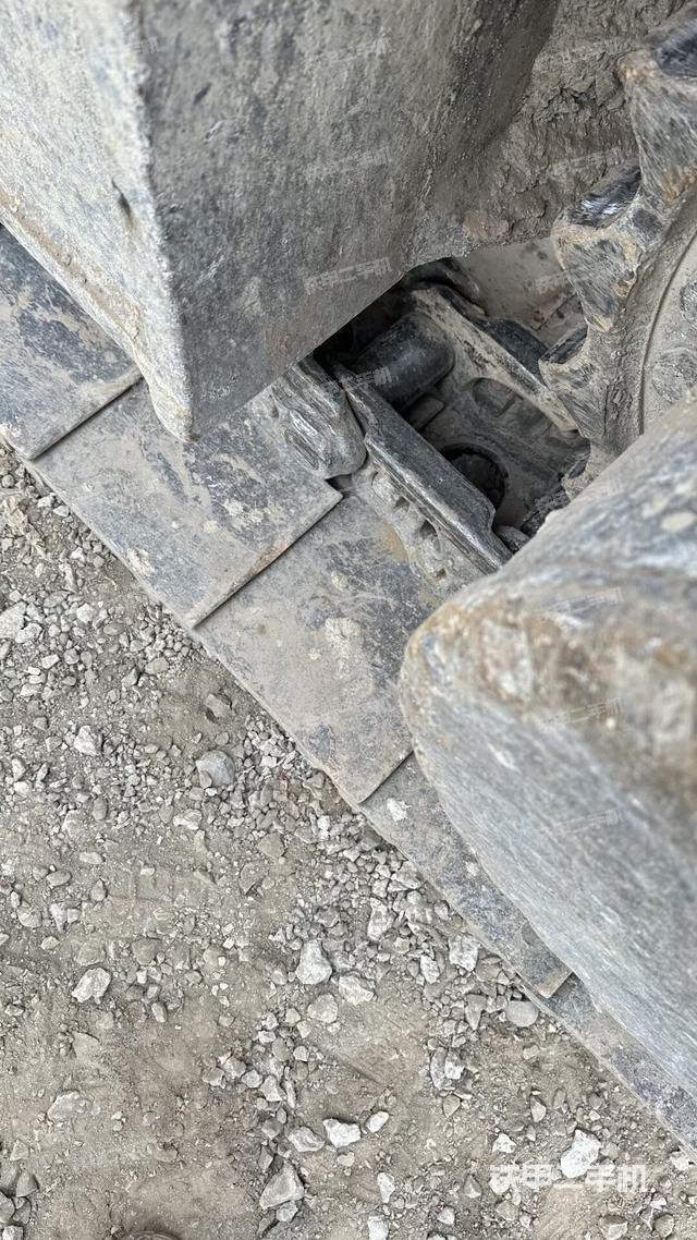 左驱动轮（行走机构）