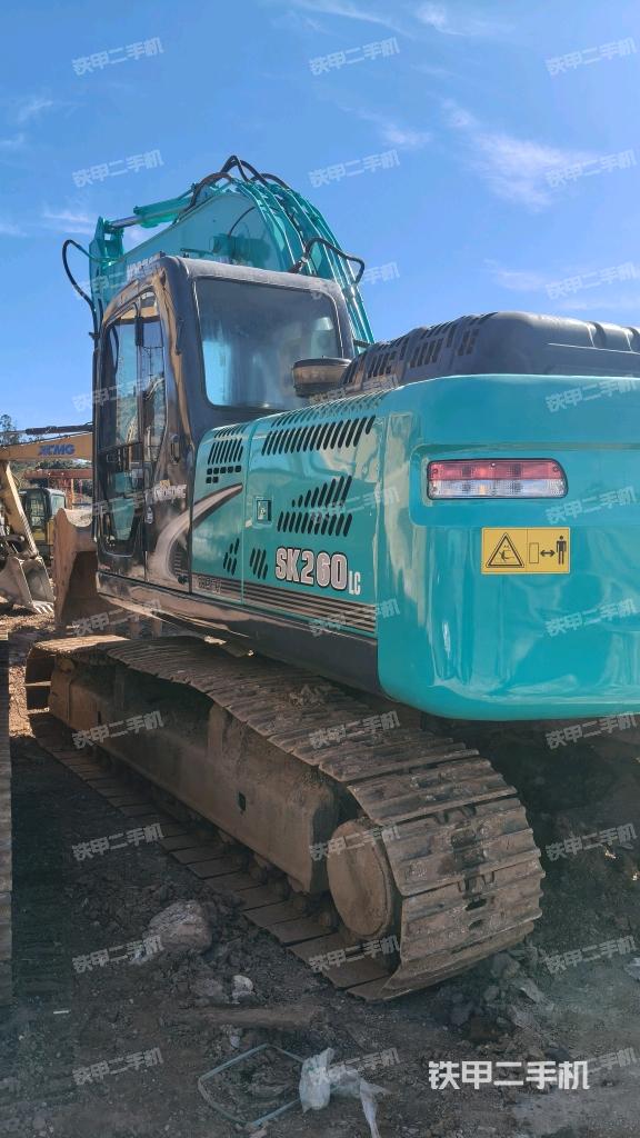 神鋼SK260LC-8挖掘機
