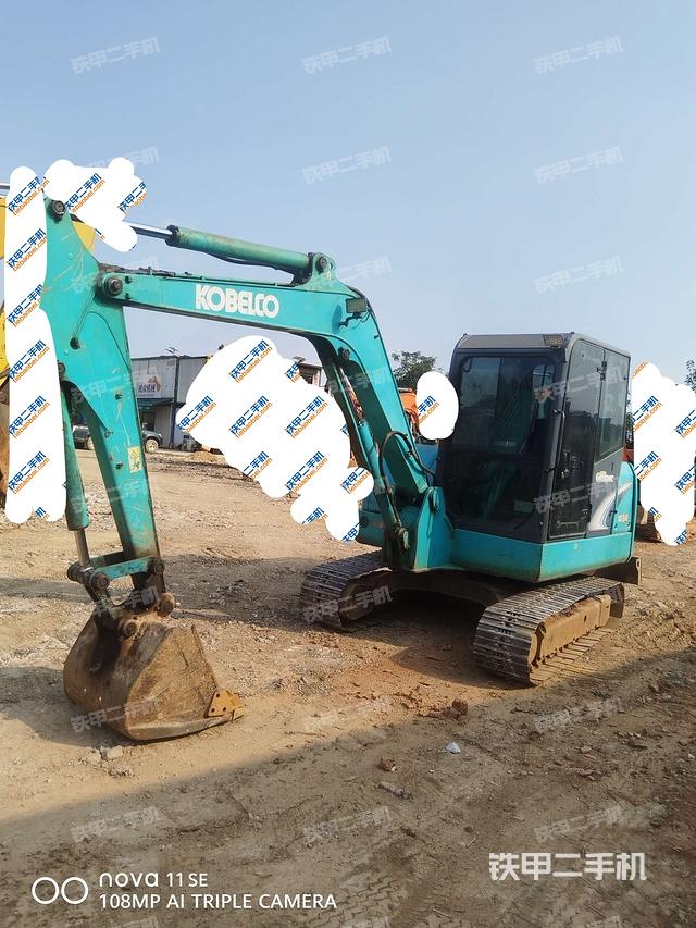 神钢SK60-8挖掘机