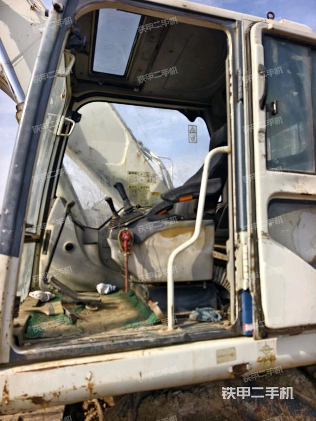 駕駛室正側（駕駛室部分）