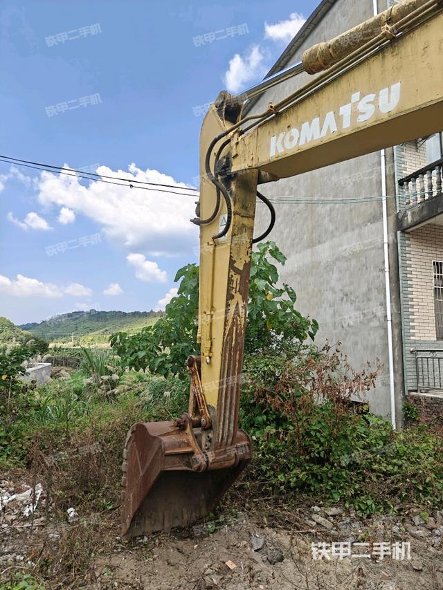 大臂背部俯视（工作和回转装置）