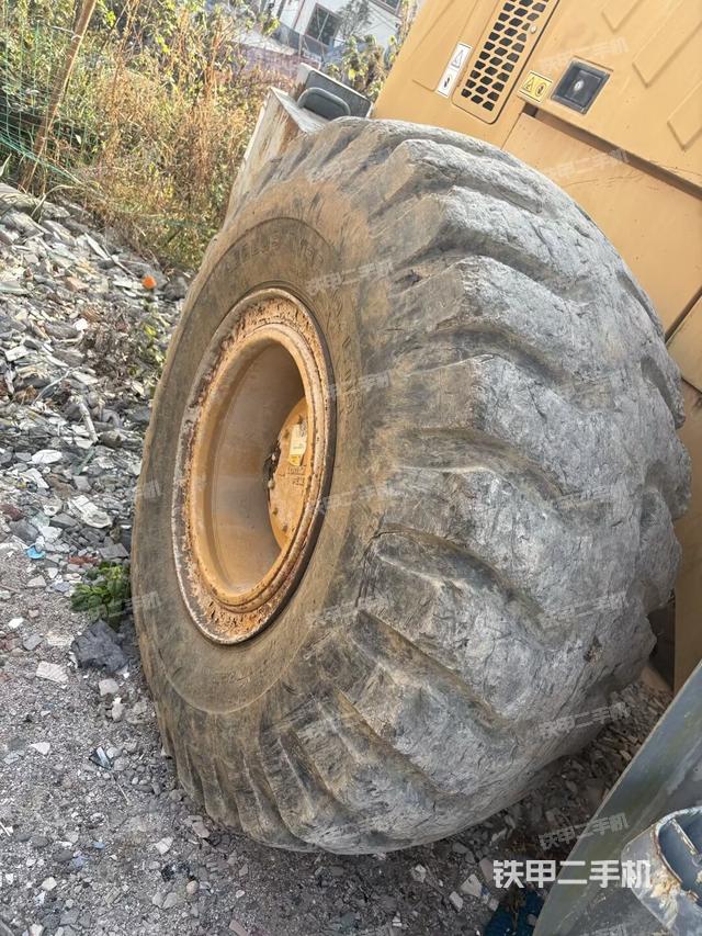 左后轮（行走机构）