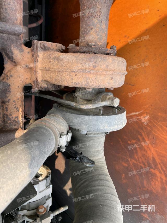 駕駛室頂部俯視（上車部件）