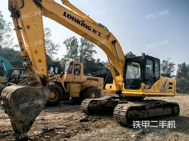 龙工LG6245E挖掘机