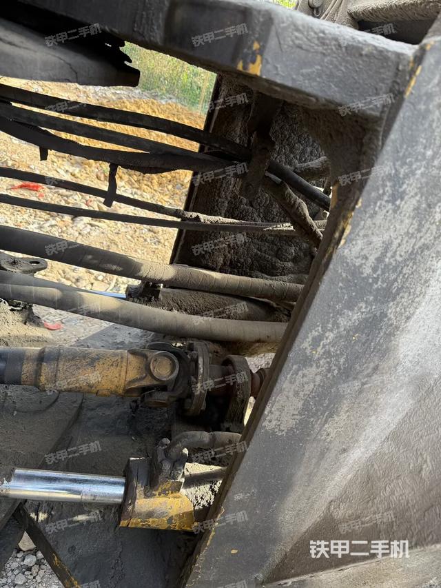 后驱动桥（液压/传动系统）