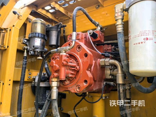 液压泵室（大件舱室）