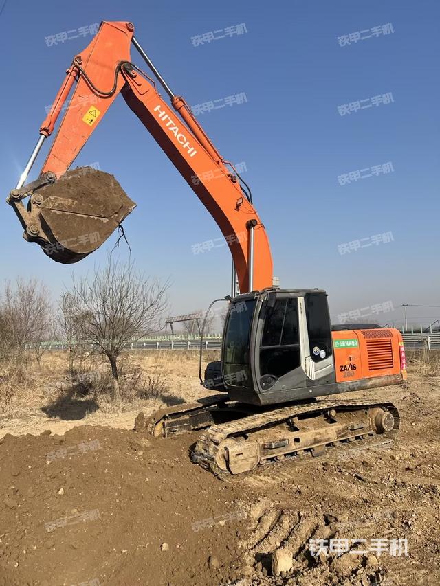 日立ZX200LC-3挖掘机