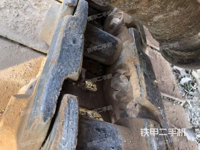 右侧履带整体（行走机构）