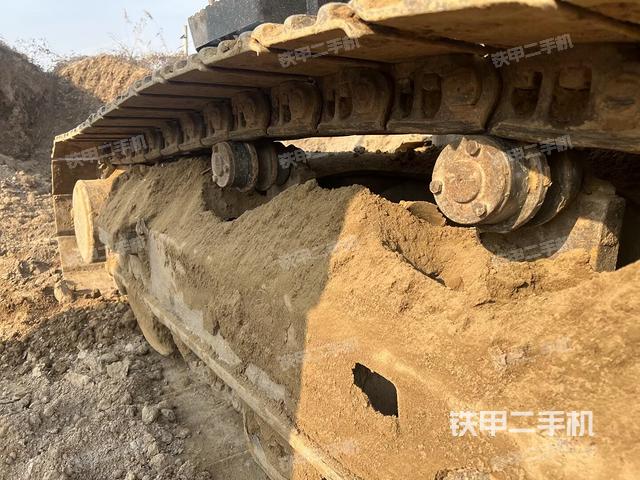 单侧履带整体（整机外观）