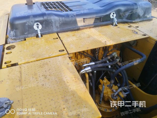 气门室盖螺丝特写（上车部件）