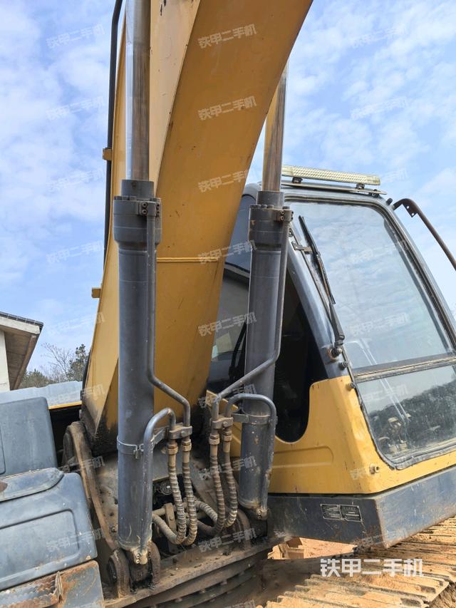 大臂油缸整體?豎拍（工作和回轉裝置）