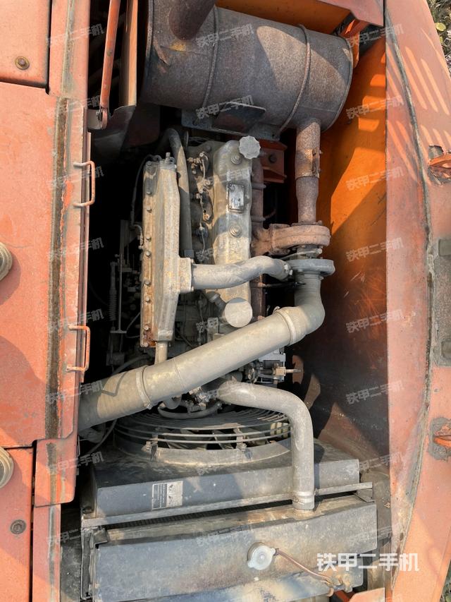 回轉(zhuǎn)馬達（上車部件）