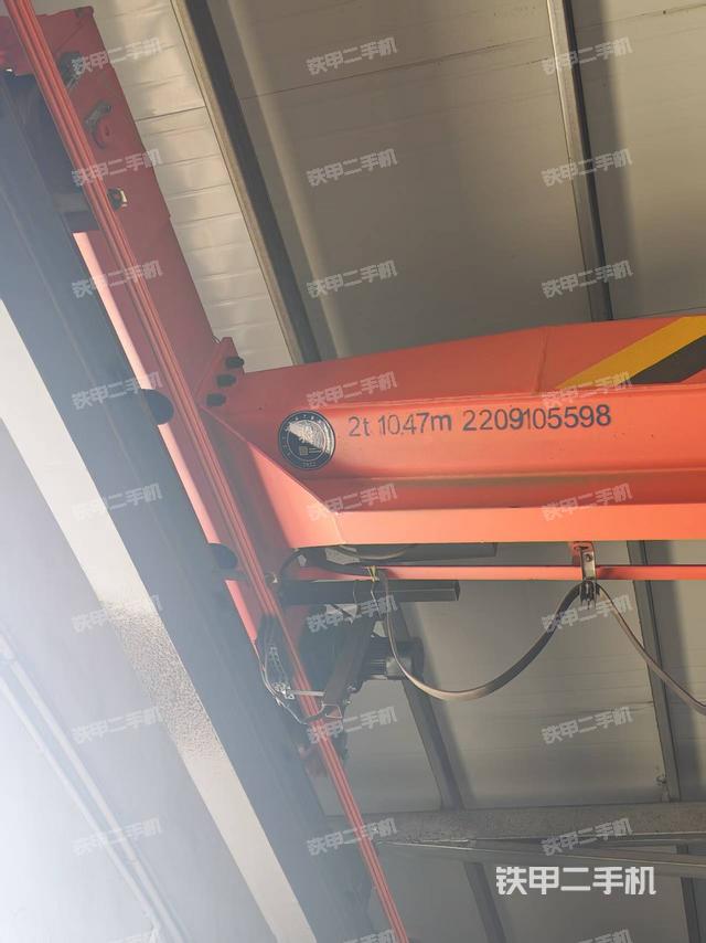 整机右后45°（设备外观及核心部件）