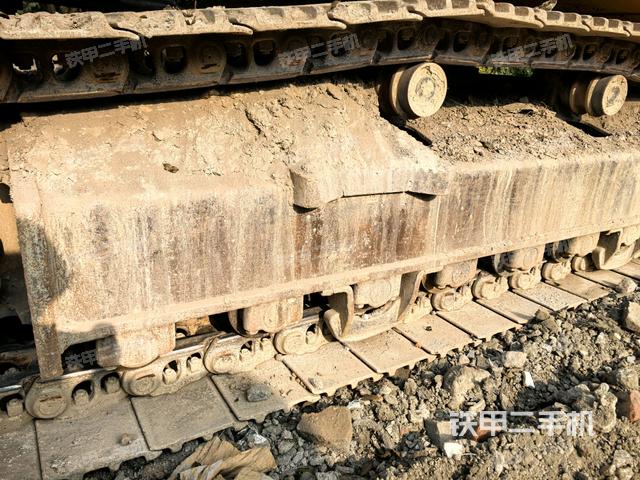 左驱动轮（行走机构）