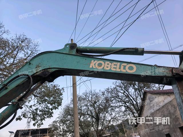 小臂整体右前（工作和回转装置）