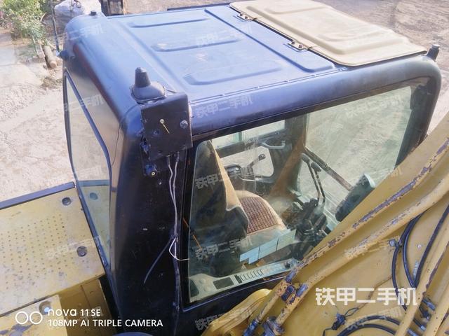 驾驶室顶部俯视（上车部件）