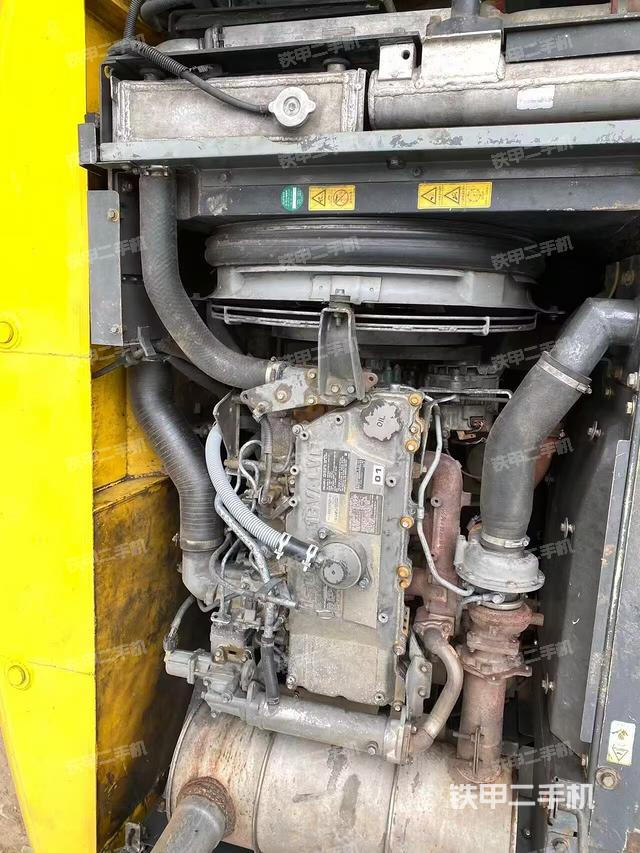 發(fā)動機(jī)整體俯視（整機(jī)外觀）