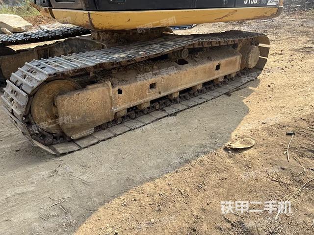 右驱动轮（行走机构）