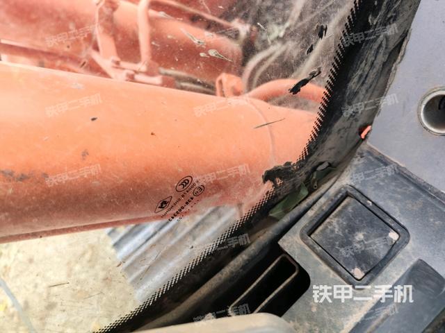 驾驶室正侧（驾驶室部分）