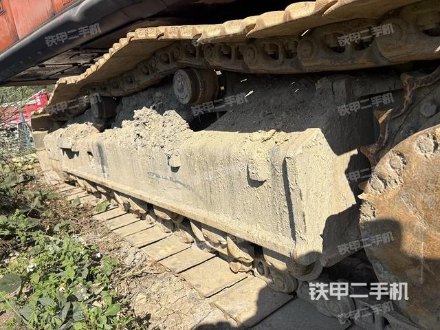 左侧履带整体 （行走机构）