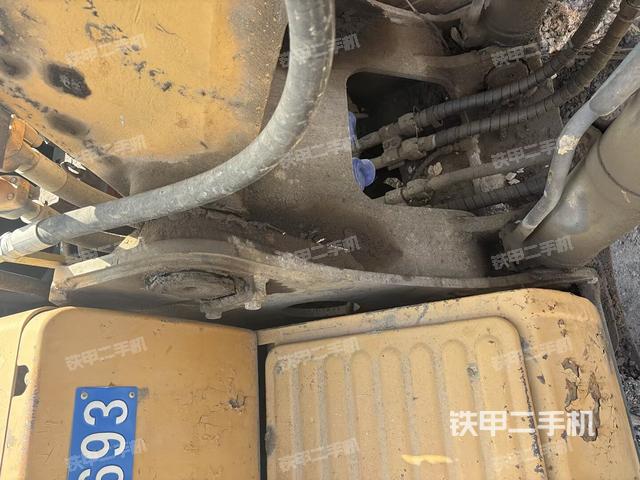 大臂根部 斜视（工作和回转装置）