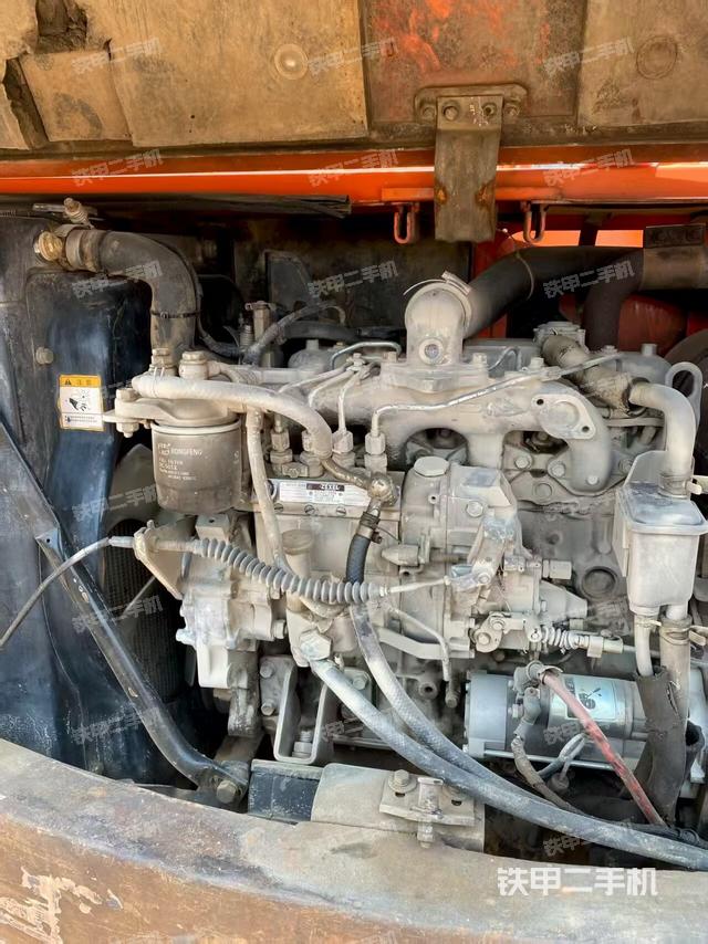 发动机室（上车部件）