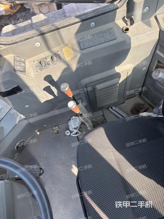 仪表盘（驾驶室部分）