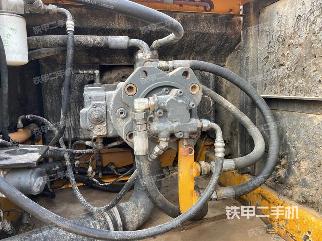 液压泵室（大件舱室）